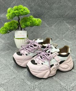 China Premium Quality Ladies shoes