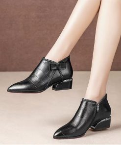 China Premium  Leather Quality Ladies boot 1+ high hill