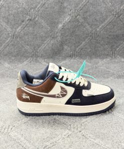 NIKE AIR PORCE
AF 1  (Grade  Ome