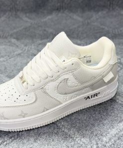 Alternative view of NIKE AIR PORCE
AF 1  (Grade  Ome