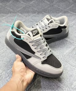 Jordan 1 Low Travis Scott  (Grade  Ome) - Image 4