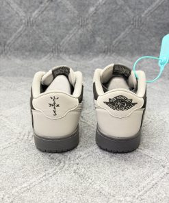 Jordan 1 Low Travis Scott  (Grade  Ome) - Image 3