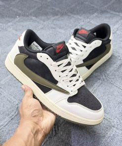 Jordan 1 Low Travis Scott  (Grade  Ome) - Image 4