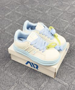 China Premium Quality Ladies shoes