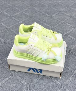 Alternative view of China Premium Quality Ladies shoeso
