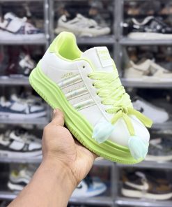 China Premium Quality Ladies shoeso