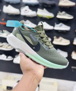 Nike - Image 4