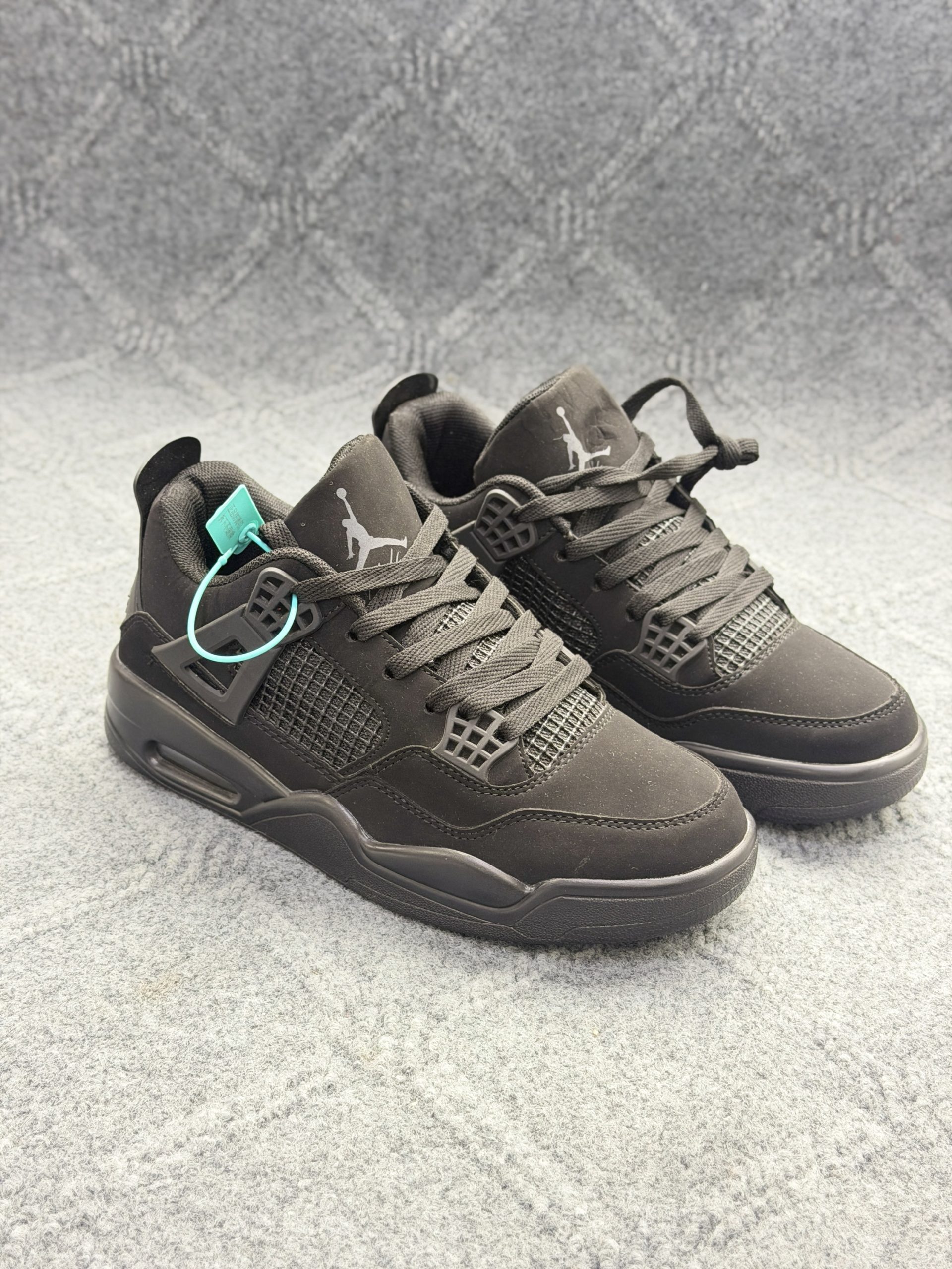 Jordan 4 ( A Grade )