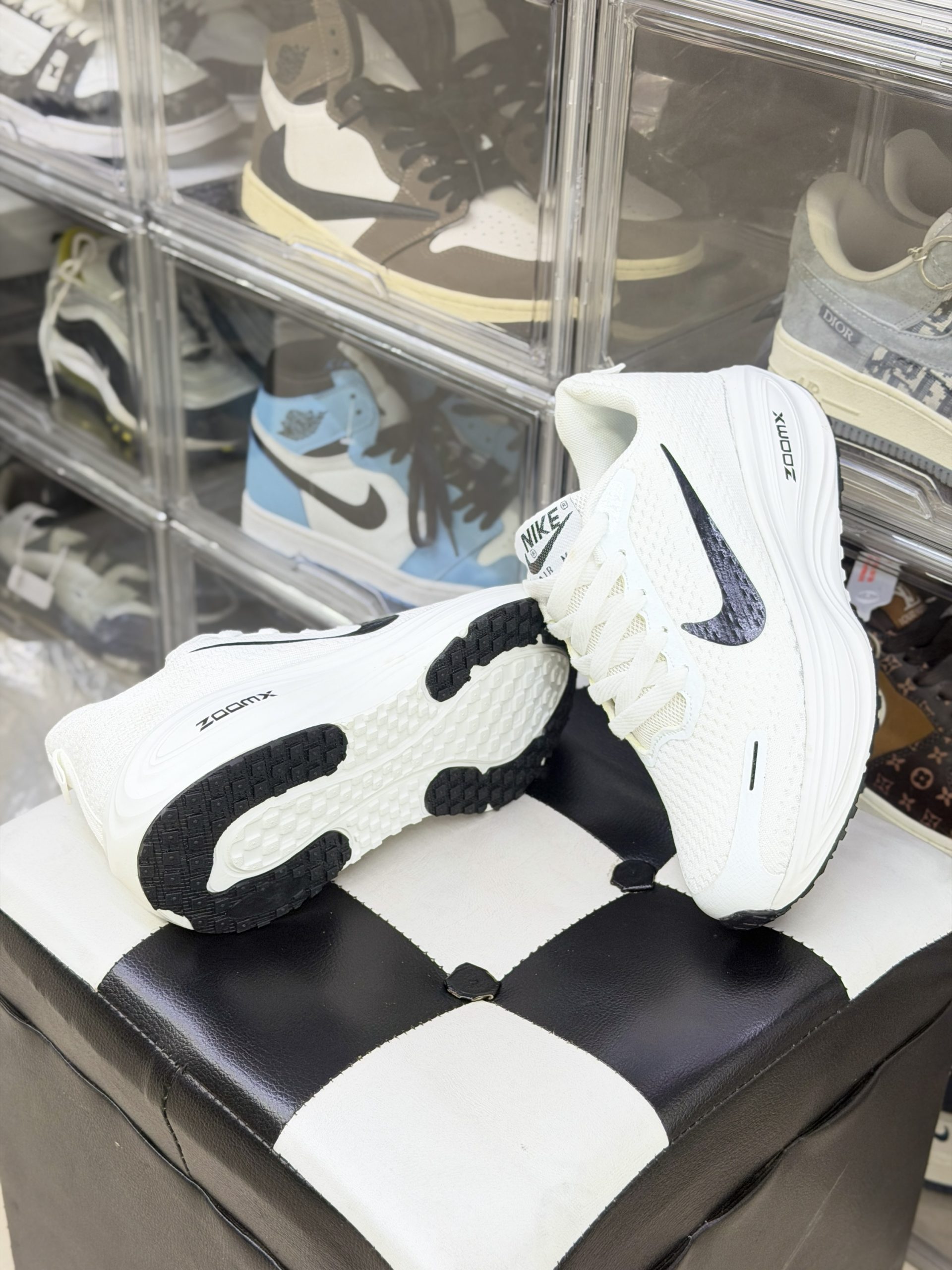 Nike running shoes - Image 2