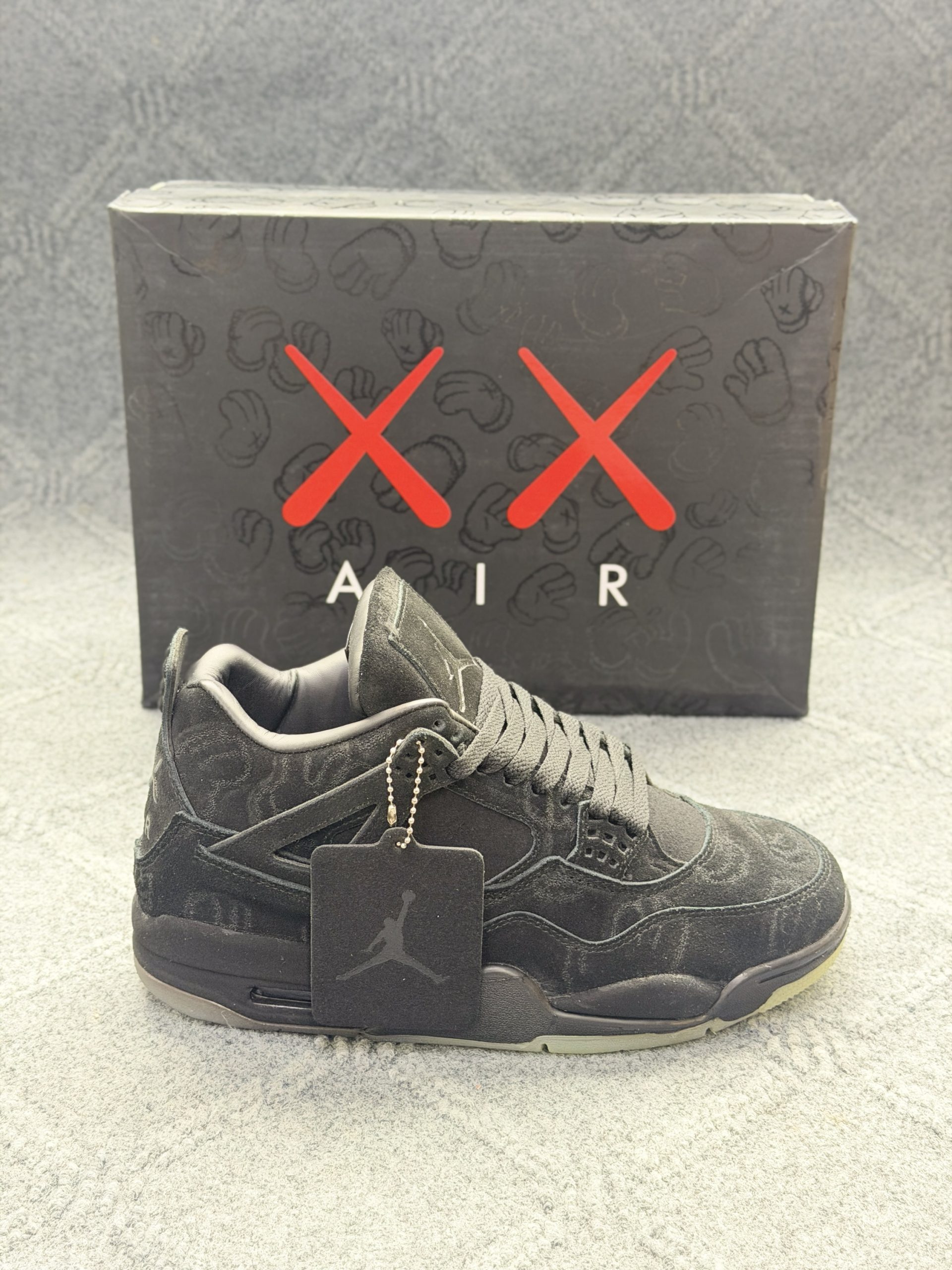 Air Jordan 4 "KAWS Black" Premium 1.1 - Image 2