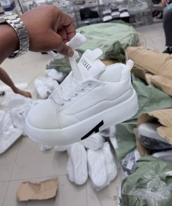 China Premium Quality Shoes - Image 4