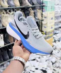 Nike running shoes - Image 3