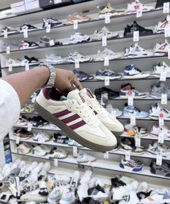 Alternative view of Adidas Samba