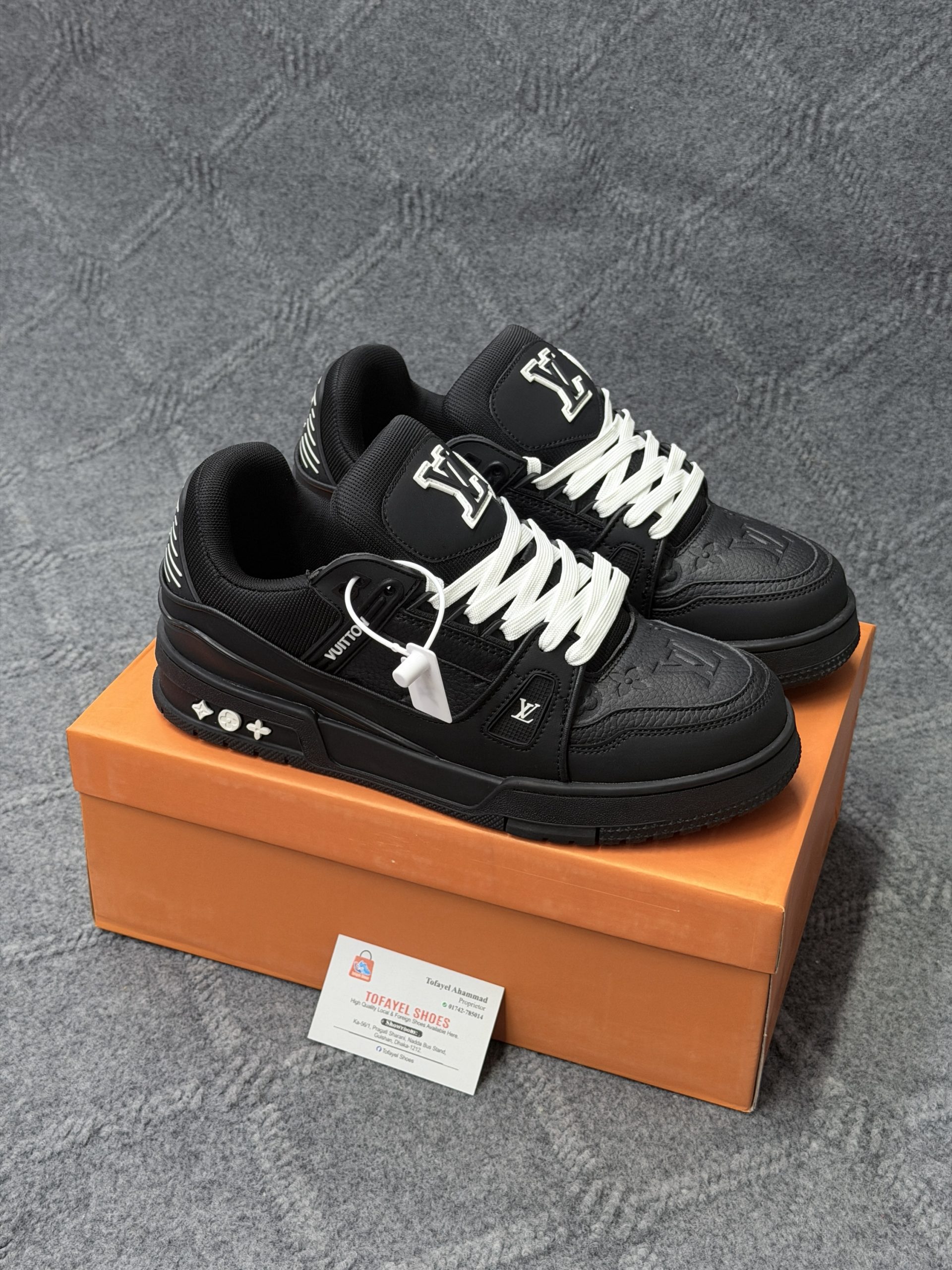 Louis Vuitton Trainer Black (Premium Quality)