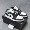 Air Jordan 1 Low  ( Om Premium Quality )