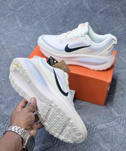 Alternative view of Nike (1.1 SHOES )