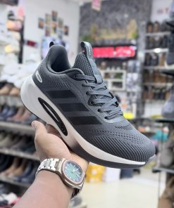 Panda running shoes 
আরাম আর স্টাইলের বেস্ট কম্বো। জিম, রানিং, বা রেগুলার ইউজের জন্য সবচেয়ে হালকা জুতাটা